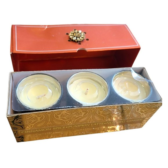 Chesapeake Bay Candles Soy Wax Blend Set Fall Scents Nutmeg, Pumpkin Cinn DH621 - Picture 1 of 6